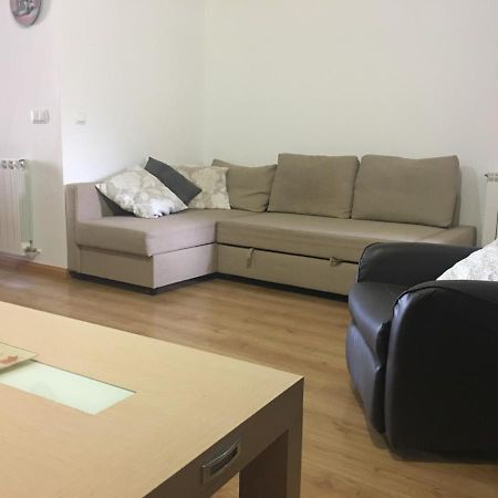 Apartamentos Turisticos Rio Gallego Fontellas  Bagian luar foto