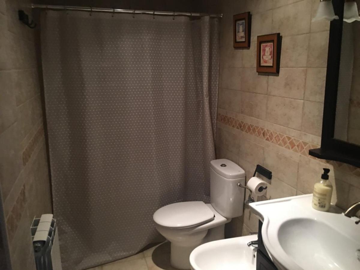 Apartamentos Turisticos Rio Gallego Fontellas  Bagian luar foto