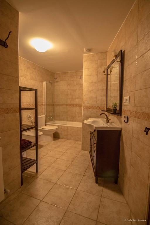 Apartamentos Turisticos Rio Gallego Fontellas  Bagian luar foto